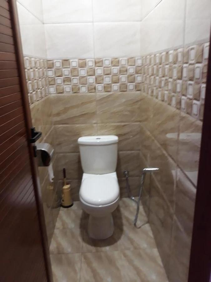 Rs Villas - Three Bedrooms Share Apartment With Private Room And Free Wifi And 100Mts To The Beach And Ac And 100Mts To Bus Stop And Pool Flic-en-Flacq المظهر الخارجي الصورة